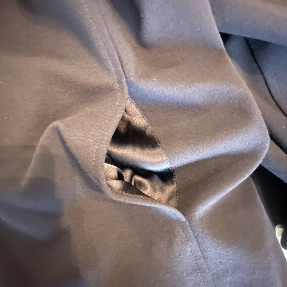 EILEEN FISHER beautiful blazer in very dark plum Women SIZE L. - Picture 6 of 12